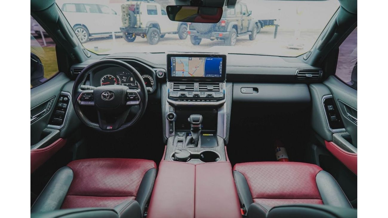 Toyota Land Cruiser GR-S