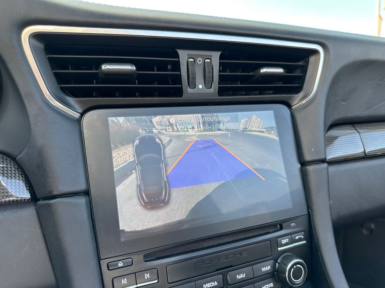 Porsche 911 Turbo S 3.8L (560 HP) Convertible Turbo S 3.8L (580 HP) Convertible | 2018 | Europe Specs | Full Opt