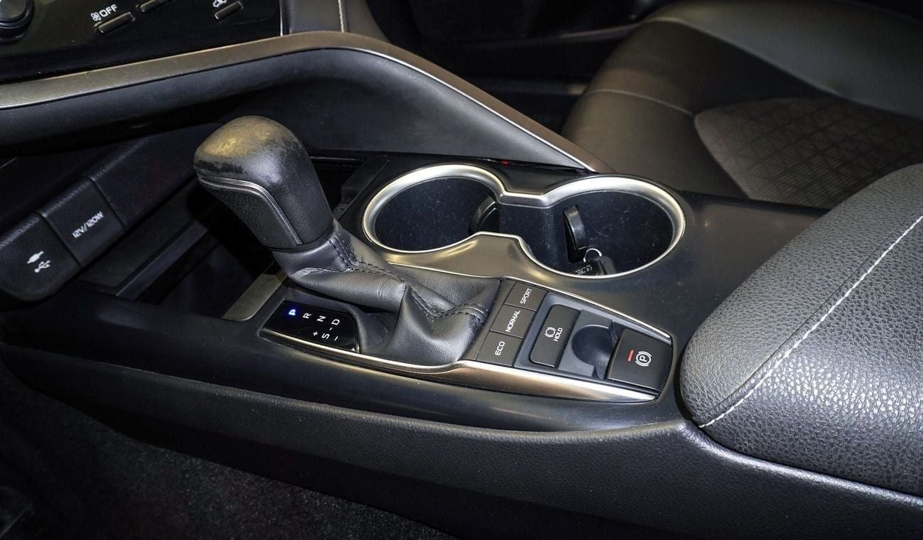 Toyota Camry Grande Sport V6