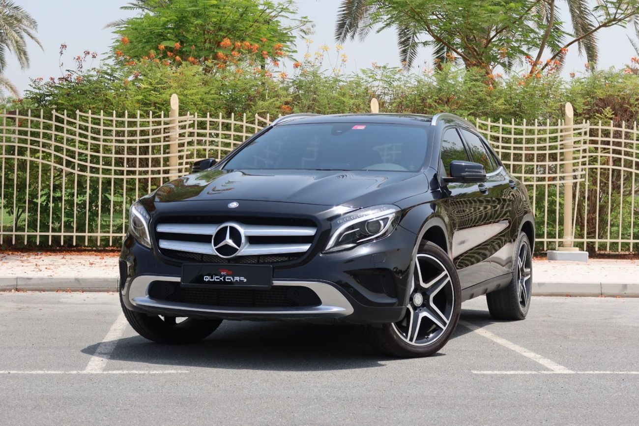 مرسيدس بنز GLA 250 Std 2.0L (211 HP)