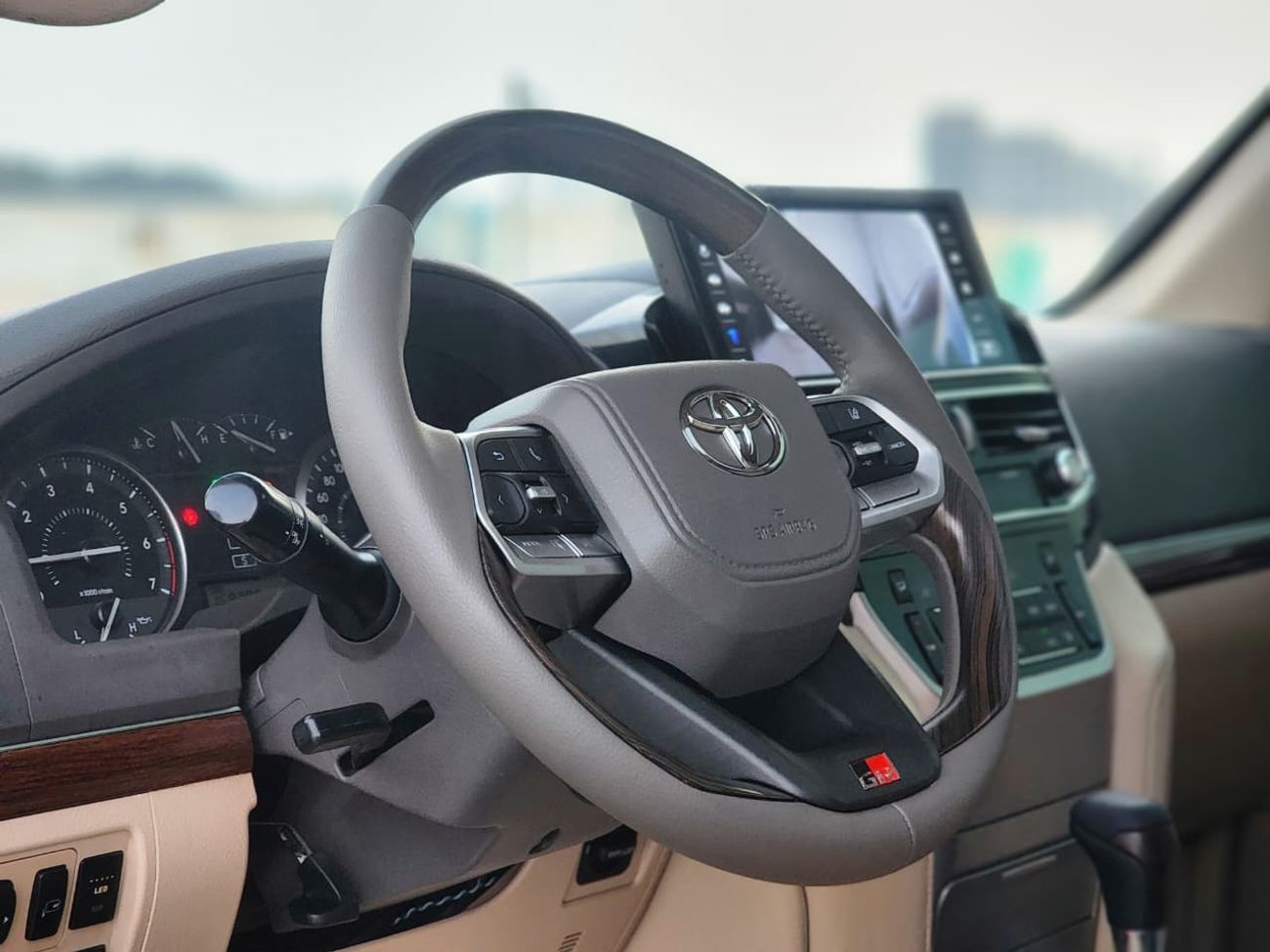 Toyota Land Cruiser GXR 4.6L UPGRADE 2024