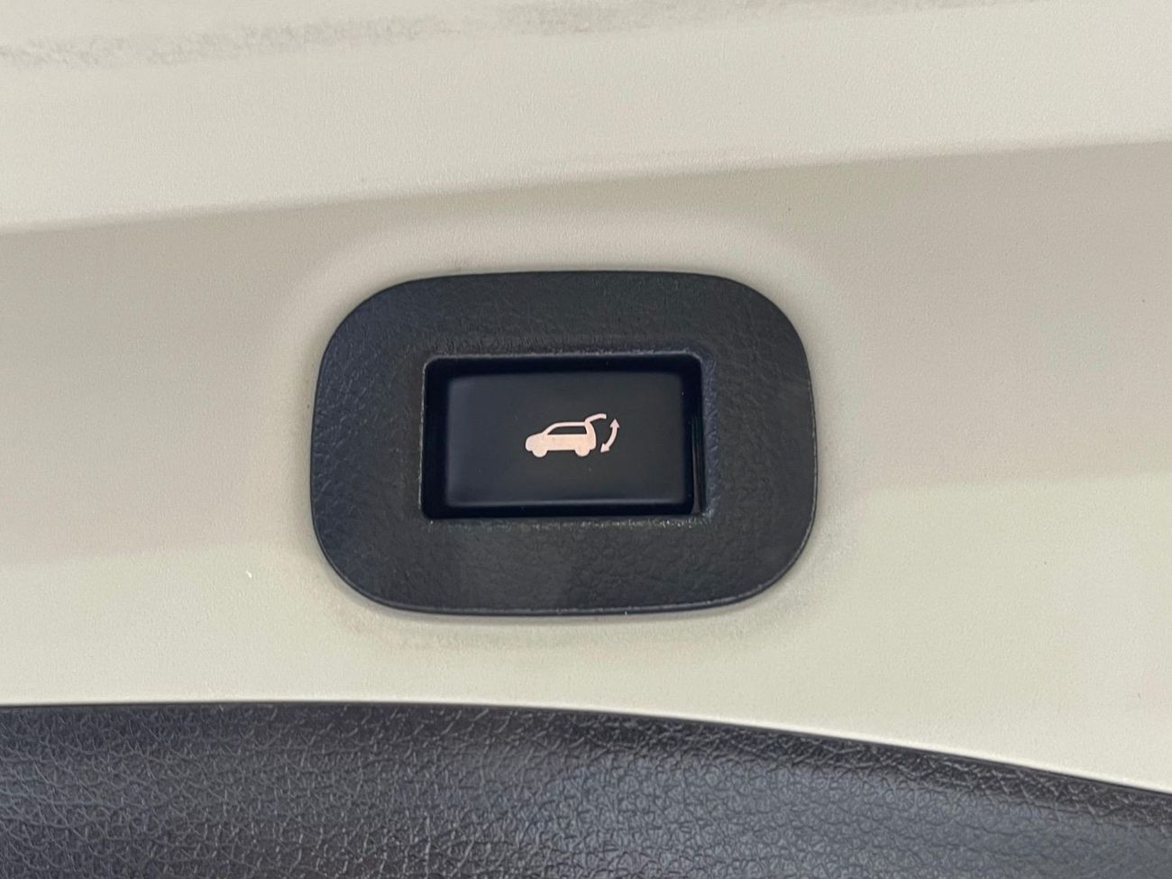 نيسان روج بلاتينيوم / أعلى المواصفات / بانوراما  / كاميرا 360 / 750 درهم شهريا