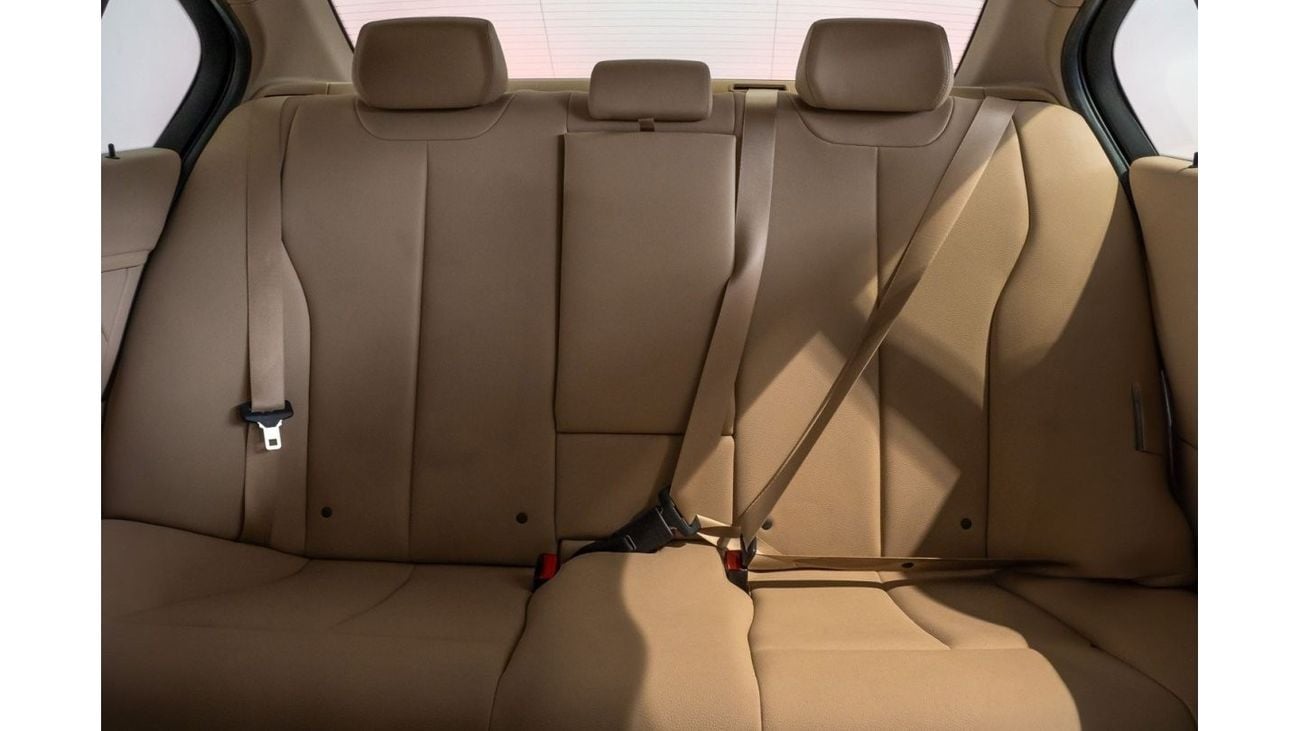 بي أم دبليو 318i Std