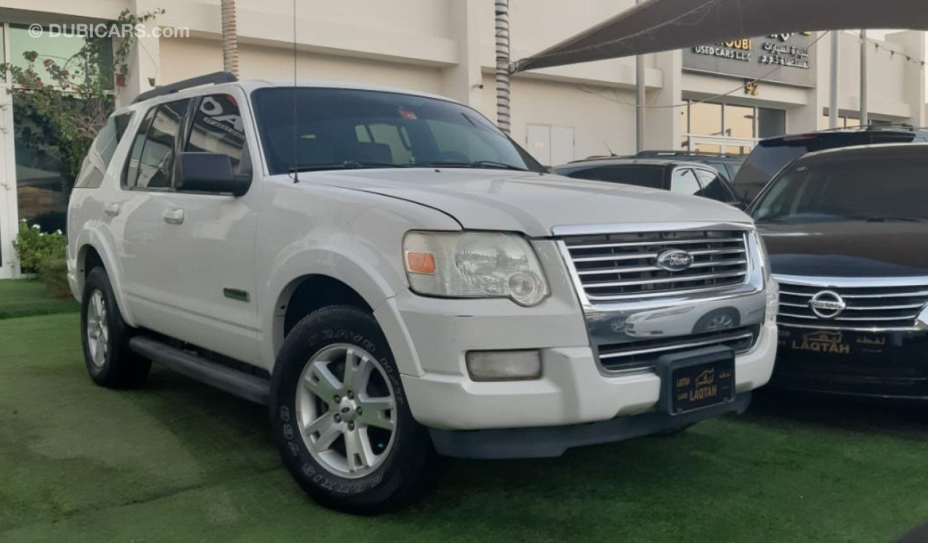 Ford Explorer Gulf No. 2 cruise control - rings - sensors - screen - rear camera control in excellent condition, y