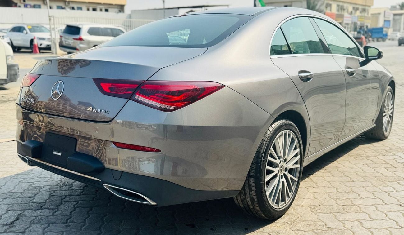 Mercedes Benz CLA250