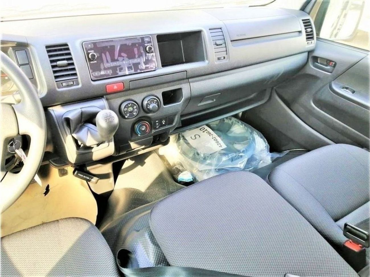 Toyota Hiace 2.5 engine // 2023 model