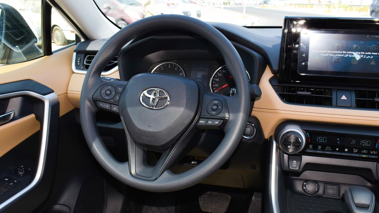 Toyota RAV4 XLE 2.0L V4 4WD | 2022 | Petrol | For Export Only