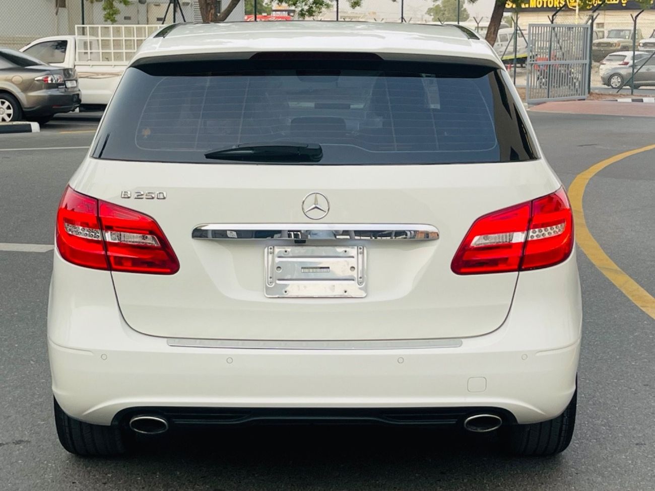 مرسيدس بنز B 220 Panorama full option