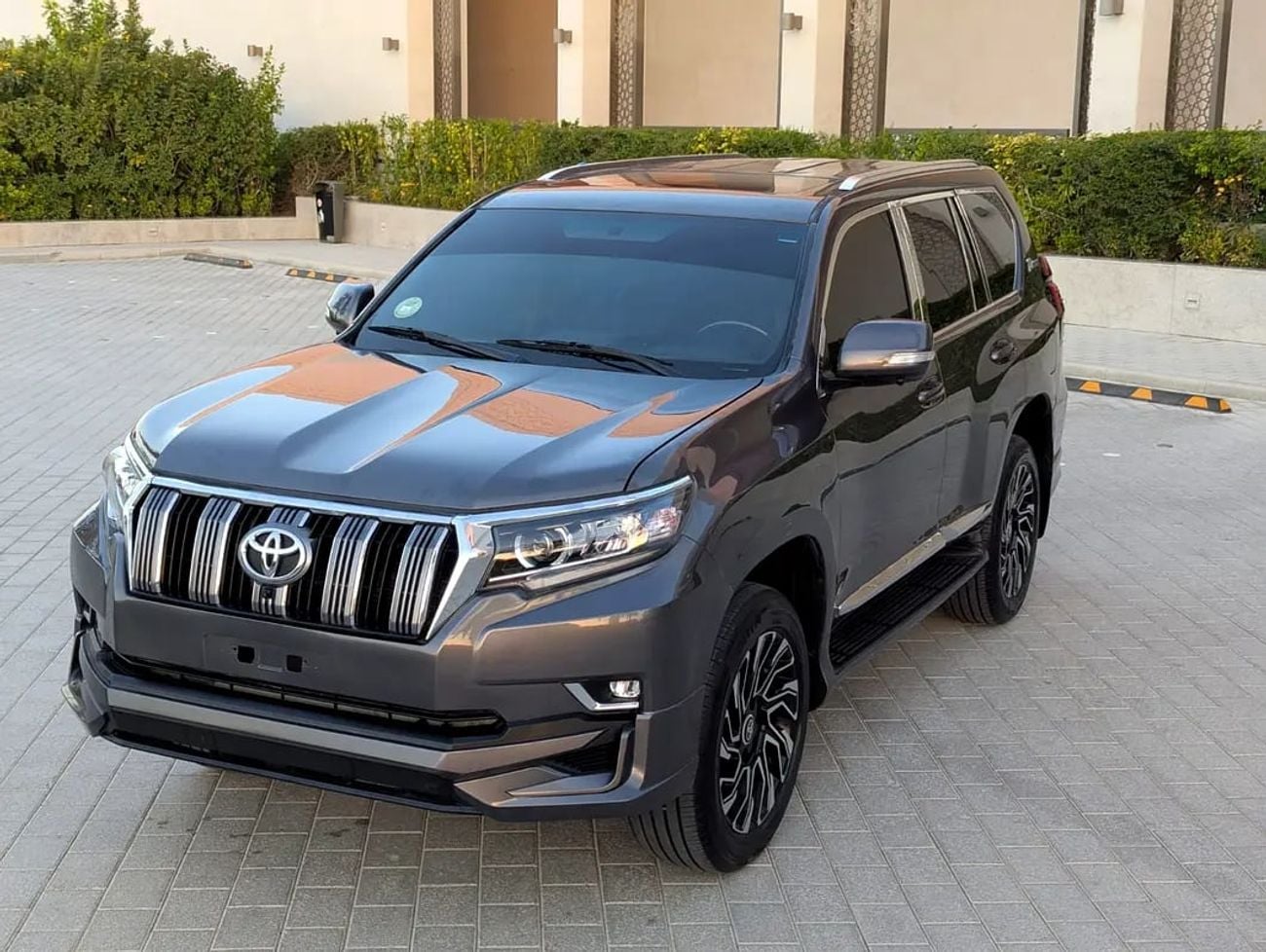 Toyota Prado TX-L Facelifted | Full Option | V6 4.0L | GCC Specs | Excellent Condition