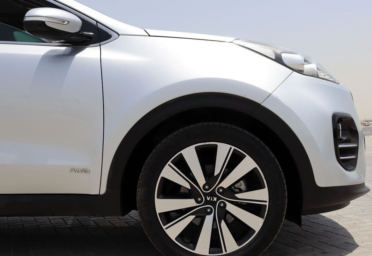 كيا سبورتيج EX Top 2.4L