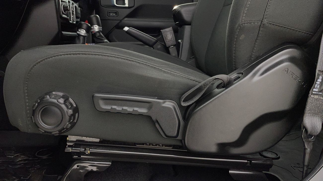 جيب رانجلر UNLIMITED SAHARA 3.6 | بدون دفعة مقدمة | اختبار القيادة في المنزل