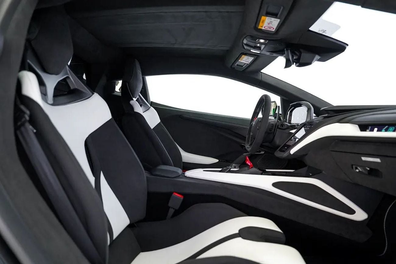 Lamborghini Revuelto STD 6.5L V12 Hybrid