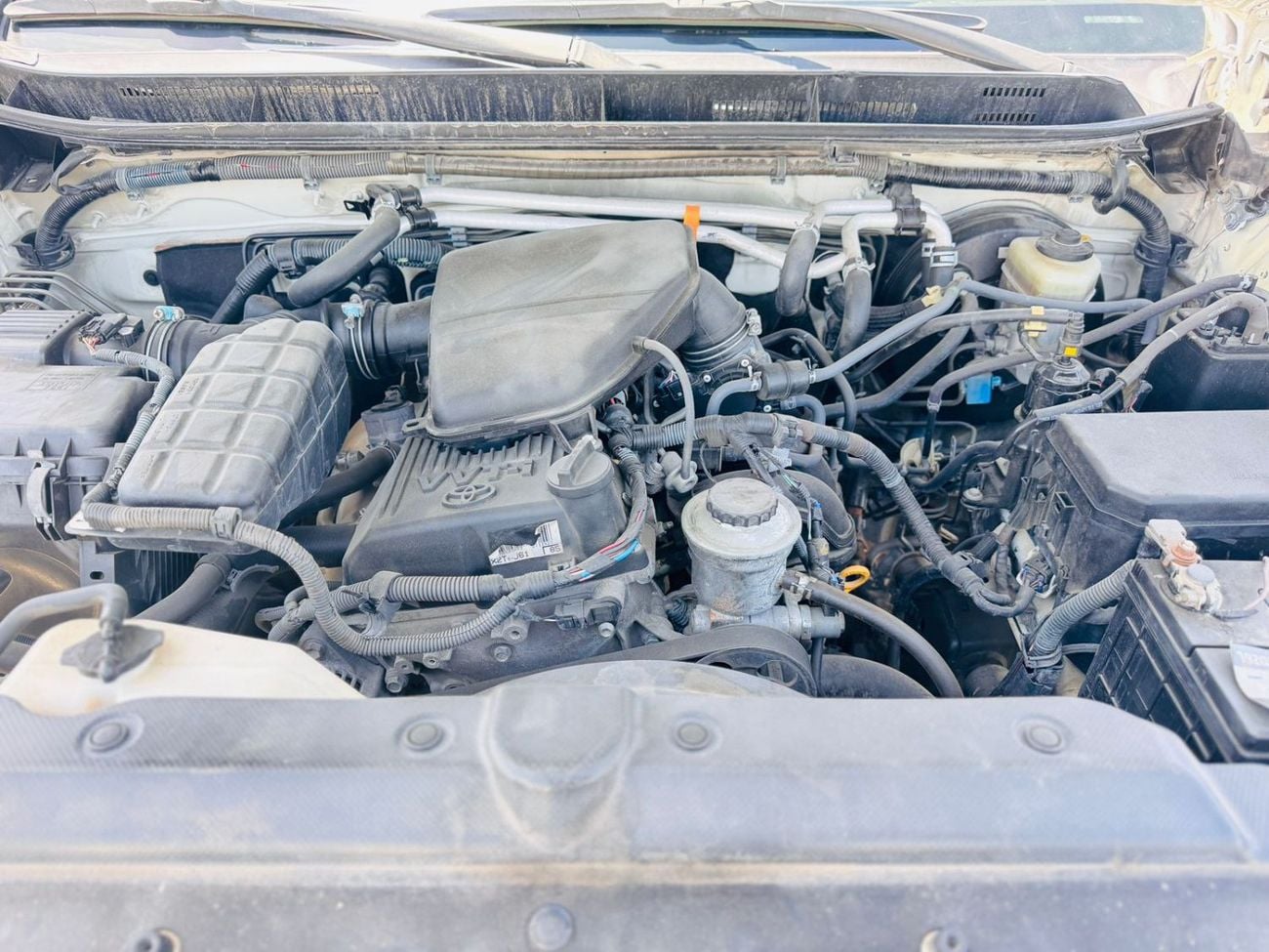 تويوتا برادو LANDCRUISER PRADO 2010 4WD AT PETROL 2.7