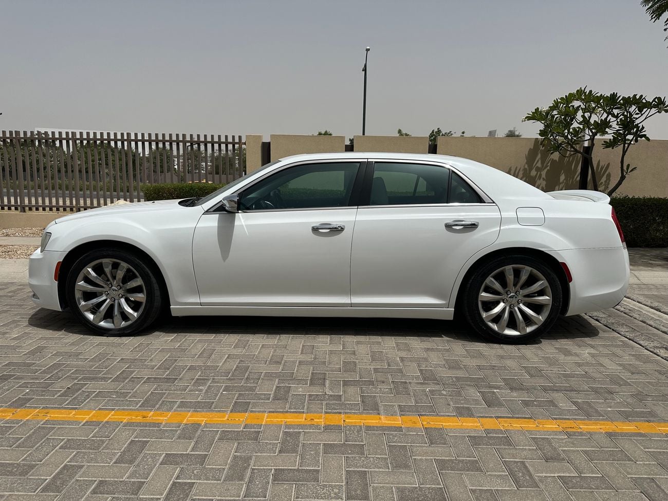 كرايسلر 300C LIMITED PLUS