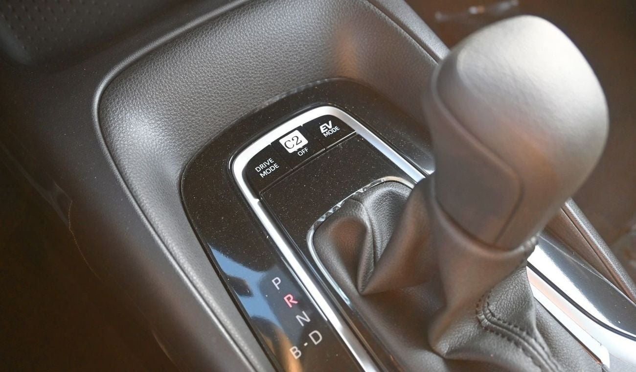 تويوتا كورولا GLI HEV 1.8L