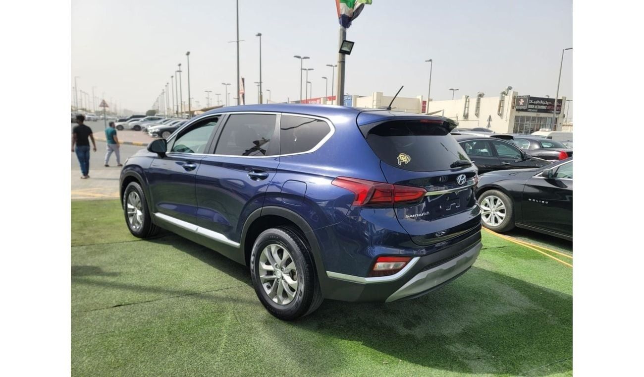 هيونداي سانتا في 5 Seater / 2.4Cc