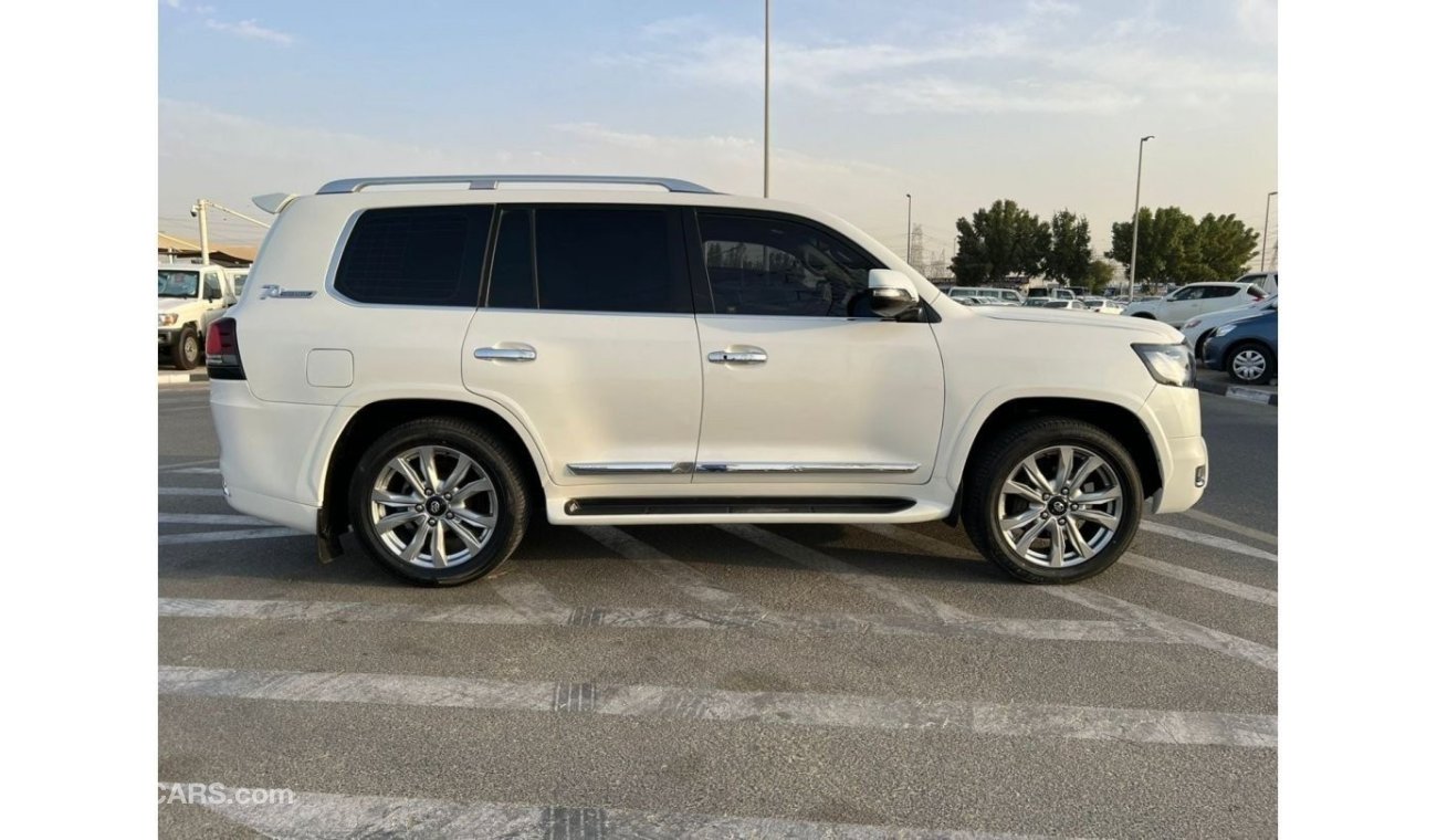 تويوتا لاند كروزر 2009 TOYOTA LANDCRUISER V8