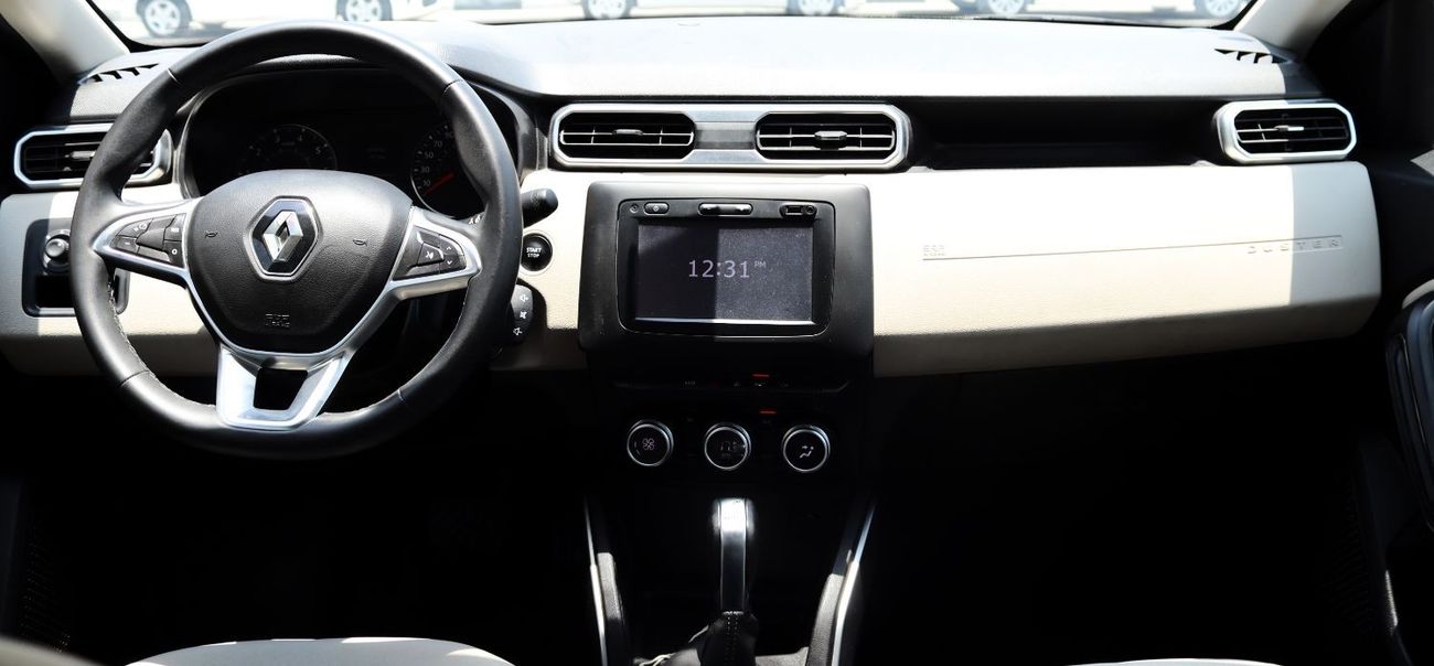 Renault Duster ACCIDENTS FREE - GCC - PERFECT CONDITION INSIDE OUT - ENGINE 1600 CC - FULL OPTION