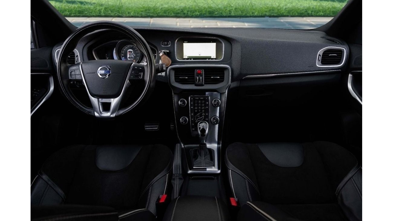 Volvo V40 R Design 40 T5  | 1,187 P.M (4 Years)⁣ | 0% Downpayment | Well Maintained