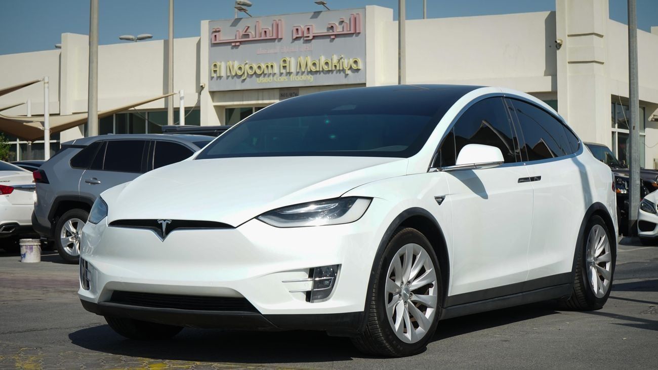 تسلا موديل اكس