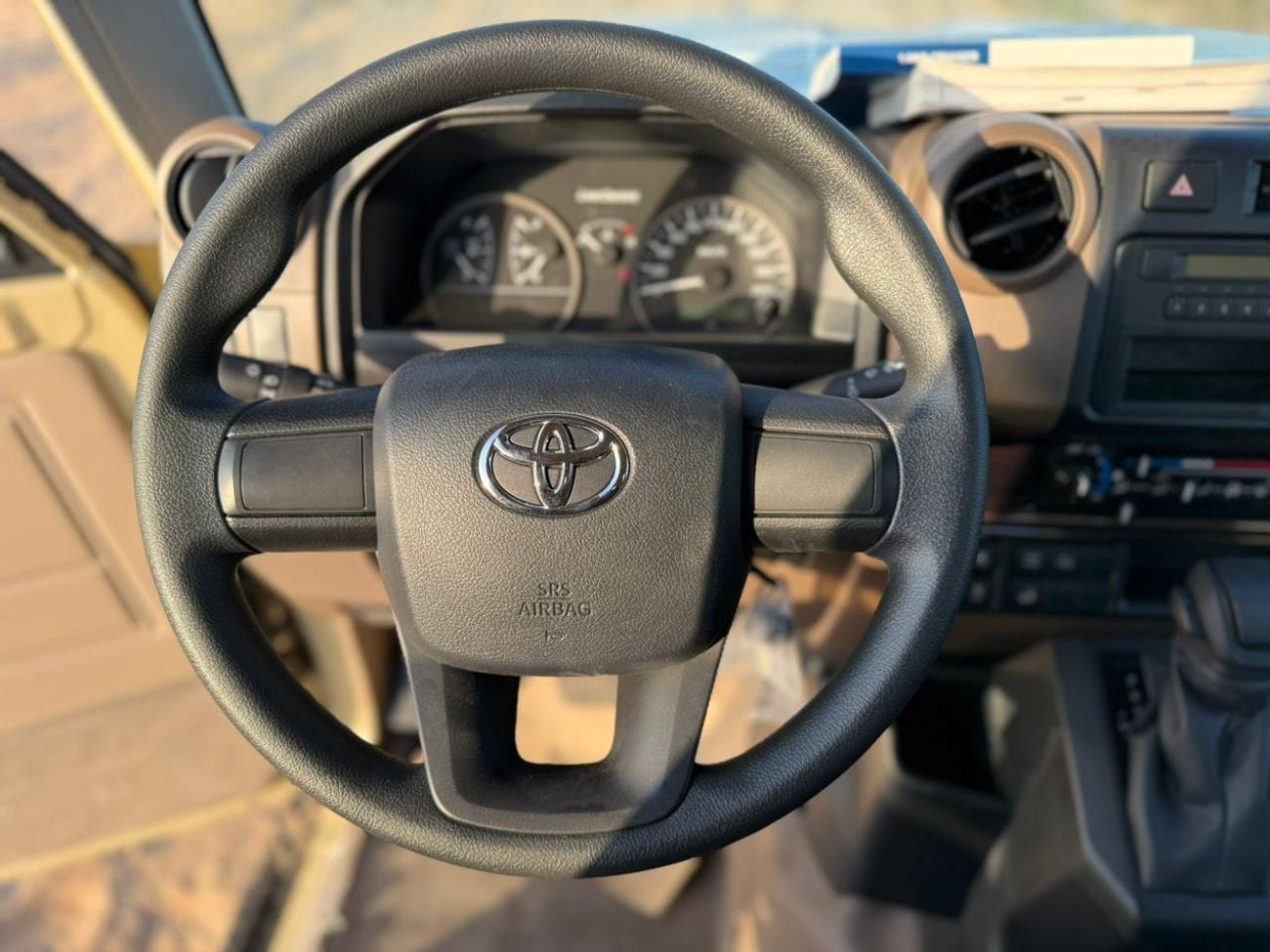 تويوتا لاند كروزر بيك آب