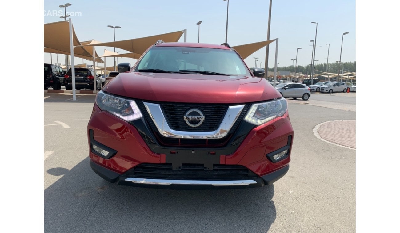 Nissan Rogue Nissan ROGUE Model 2019 USE very celen car