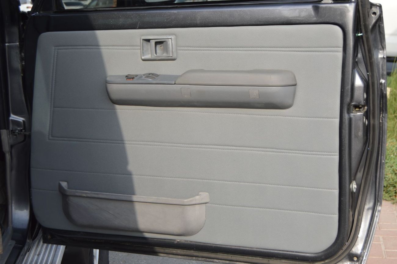 Toyota Land Cruiser Pick Up GX