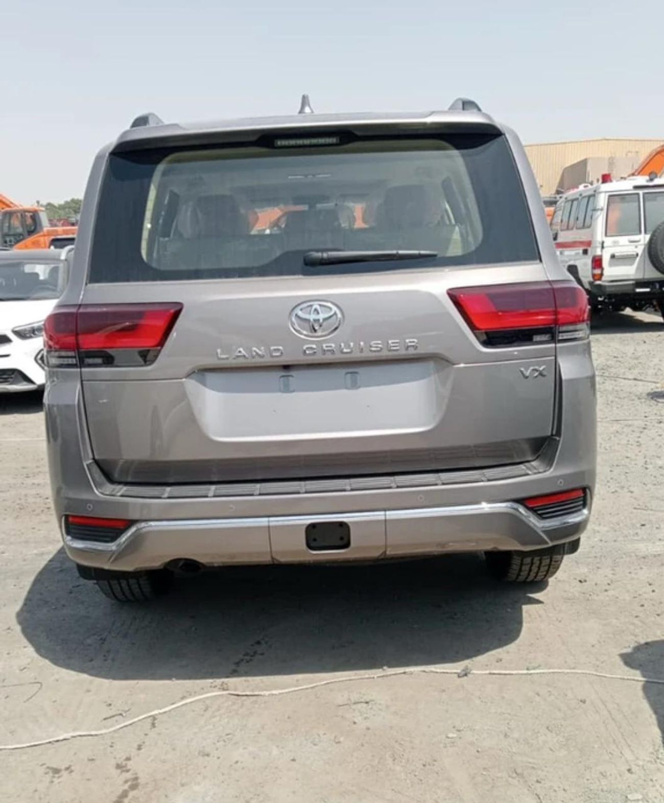 Toyota Land Cruiser VX 3.3L TOYOTA LAND CRUISER LC300 VX Plus 3.3L DIESEL AT MY2025