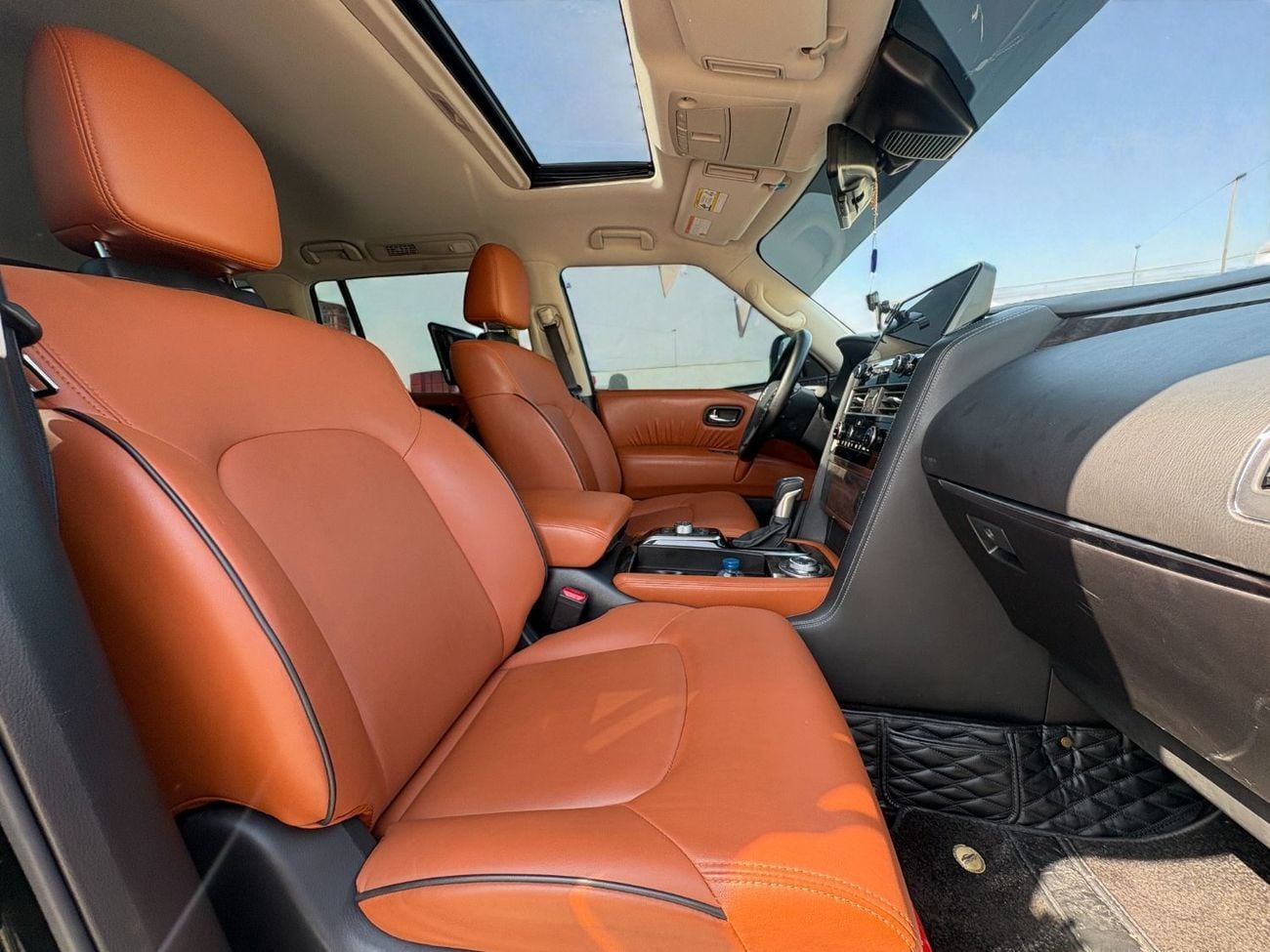 Nissan Patrol SE Titanium 4.0L SE TITANIUM | 4.0L V6 – 275 BHP | 2024 | GCC SPECS | AED 4,000 PER MONTH