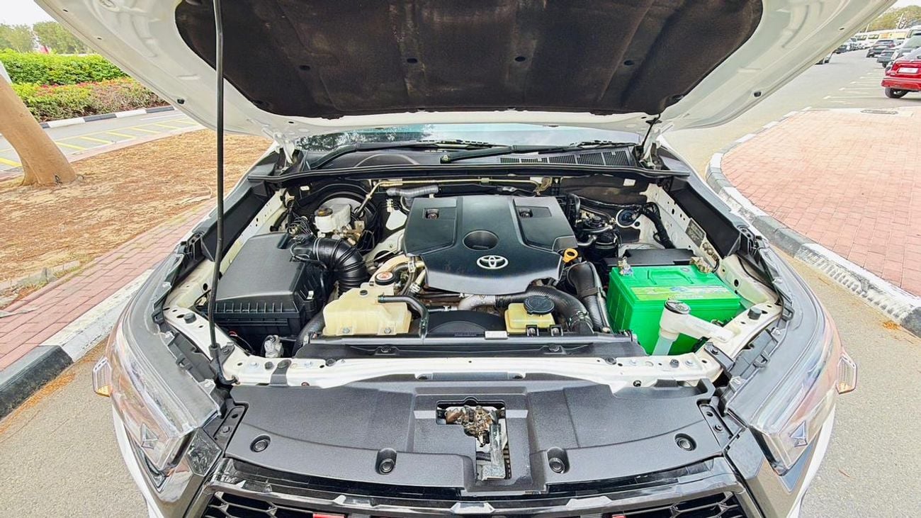 Toyota Hilux 2019 | 2.8L DIESEL ENGINE | AT | RHD | ROOF MOUNTED LED LIGHTS | 4X4 HEAVY SPORTS BAR WITH BASKET |