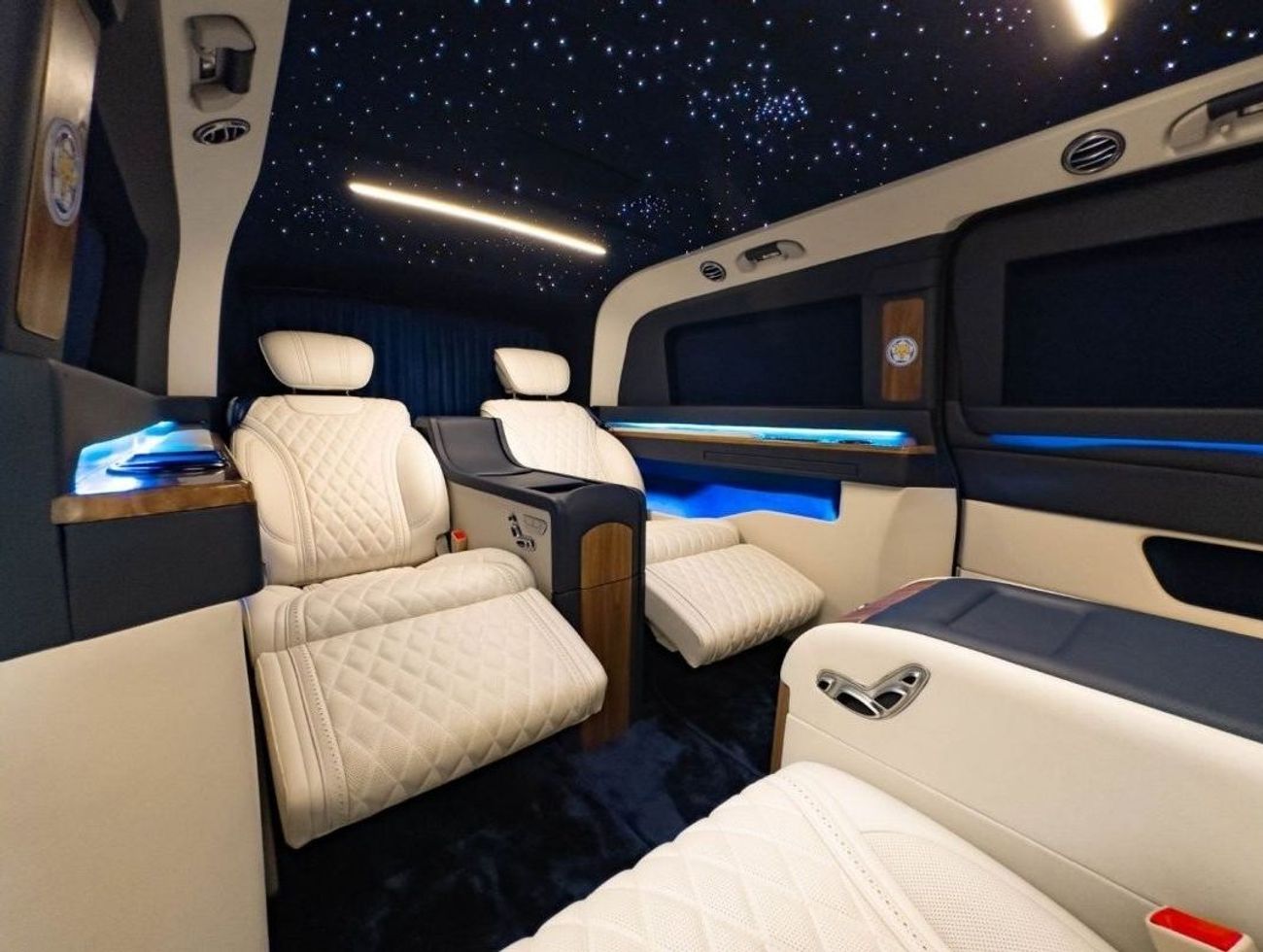 مرسيدس بنز V 300 NEW SHAPE V300d With Full VIP Conversion AVAILABLE IN LEFT OR RIGHT HAND DRIVE