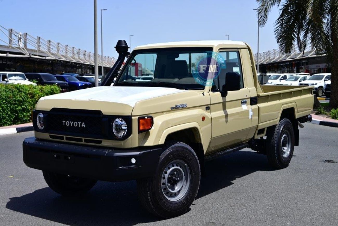 تويوتا لاند كروزر بيك آب 79 Single Cab STD 4.0L Petrol 4WD Automatic