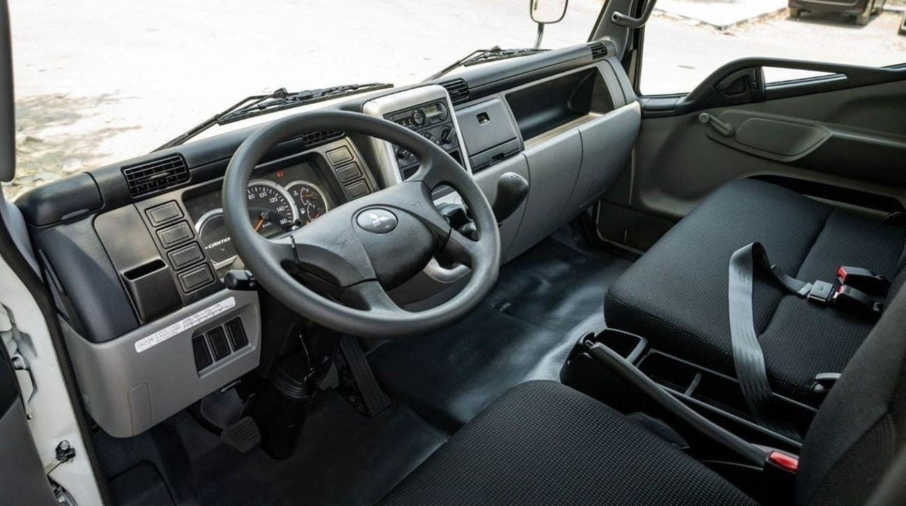 Mitsubishi Fuso Canter (LHD) MITSUBISHI FUSO CANTER 4.2D MT MY2025-WHITE