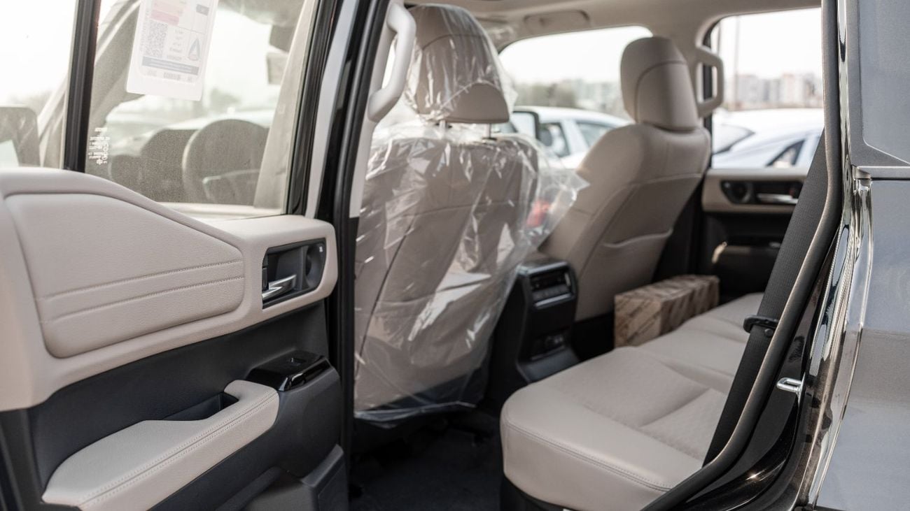 تويوتا برادو 2026 Toyota Prado VXL 2.4L AT Petrol (Black-Beige)