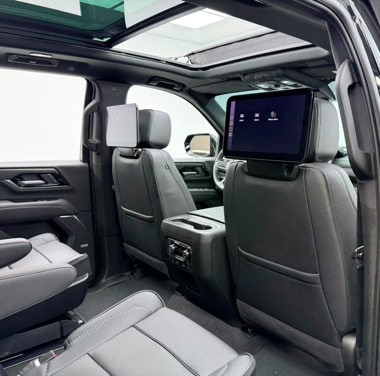 جي أم سي يوكون DENALI 2025 GMC Yukon Denali, 2030 GMC Warranty + Service Pack, Full GMC Service History, Very Low K
