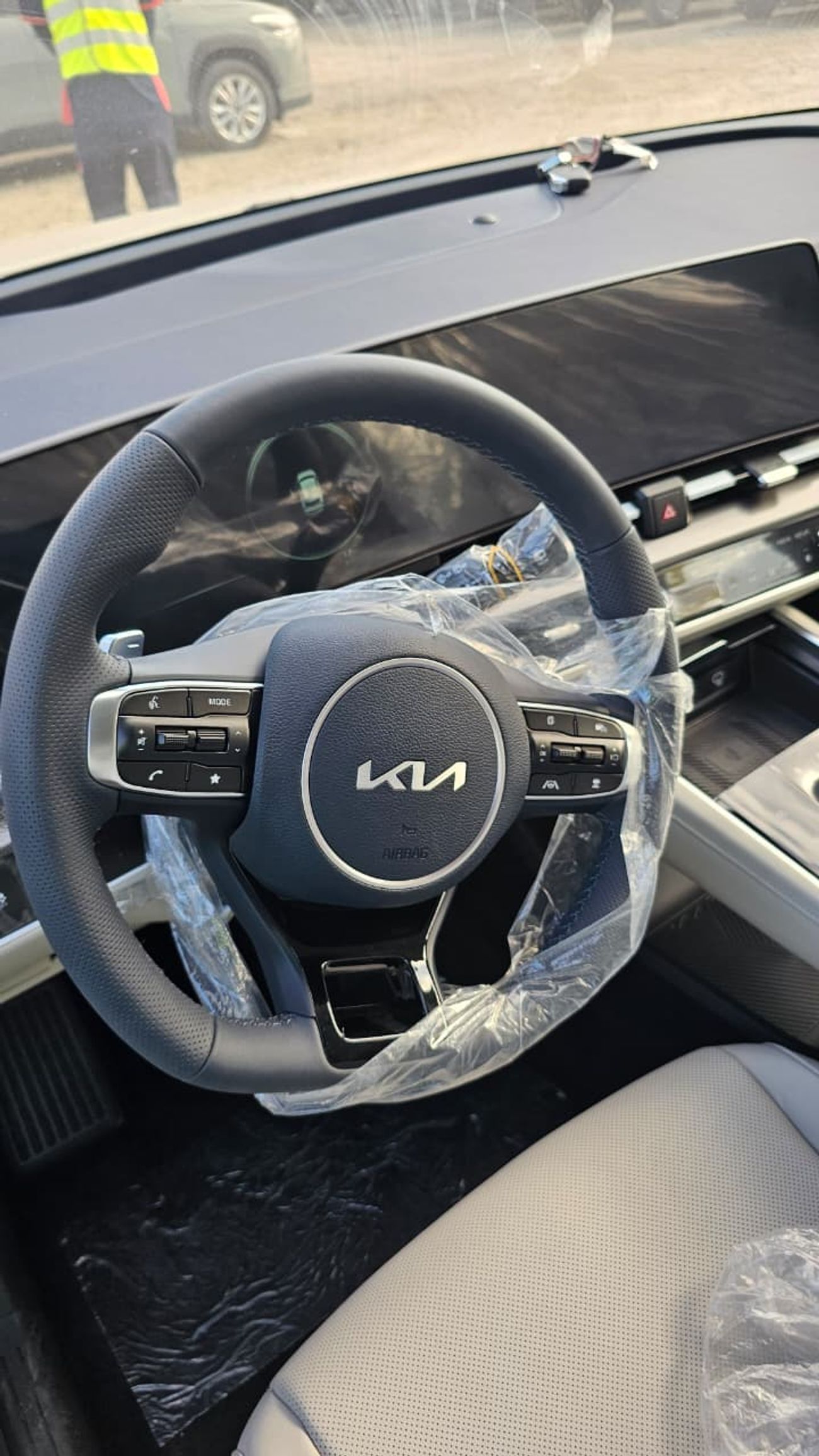 كيا سبورتيج Kia Sportage 2025 Kia Sportage Flagship 2.0 AT Hybrid