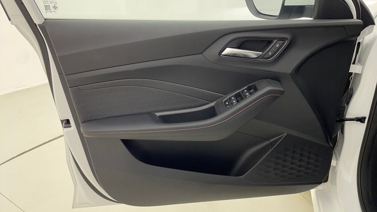 MG GT STD 1.5 | Zero Down Payment | Home Test Drive