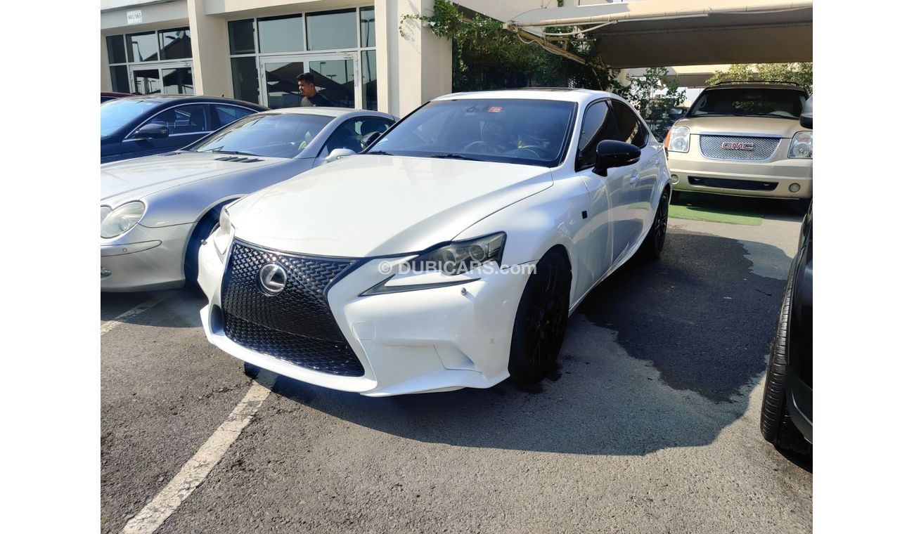 Lexus IS350 F sport GCC specs full options