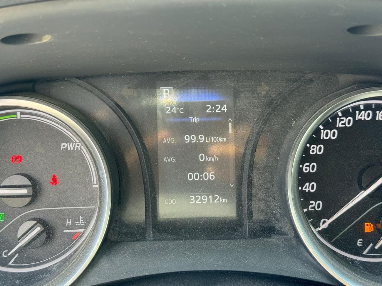 Toyota Camry GLE Hybrid 2.5L