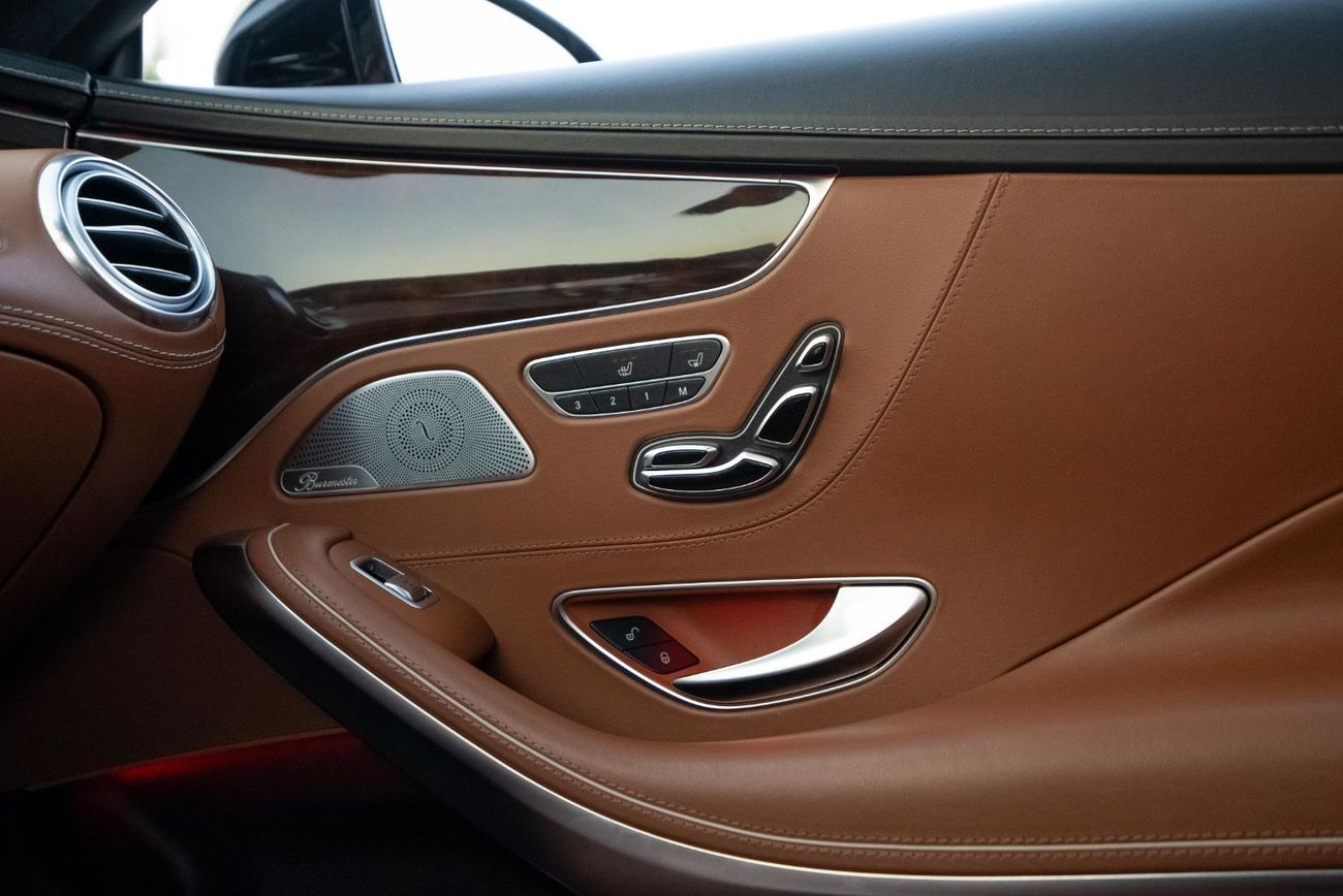 Mercedes-Benz S 63 AMG 3years warranty and2 years service Contact number 0507273386