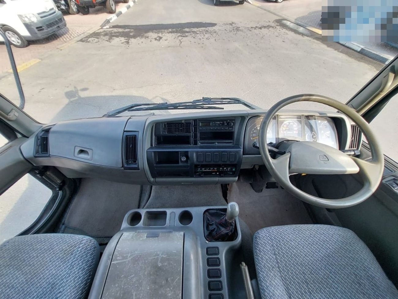 Mitsubishi Fighter MITSUBISHI FIGHTER TRUCK RHD 1998 MODEL 8.2 L DIESEL MANUAL(PM40025)