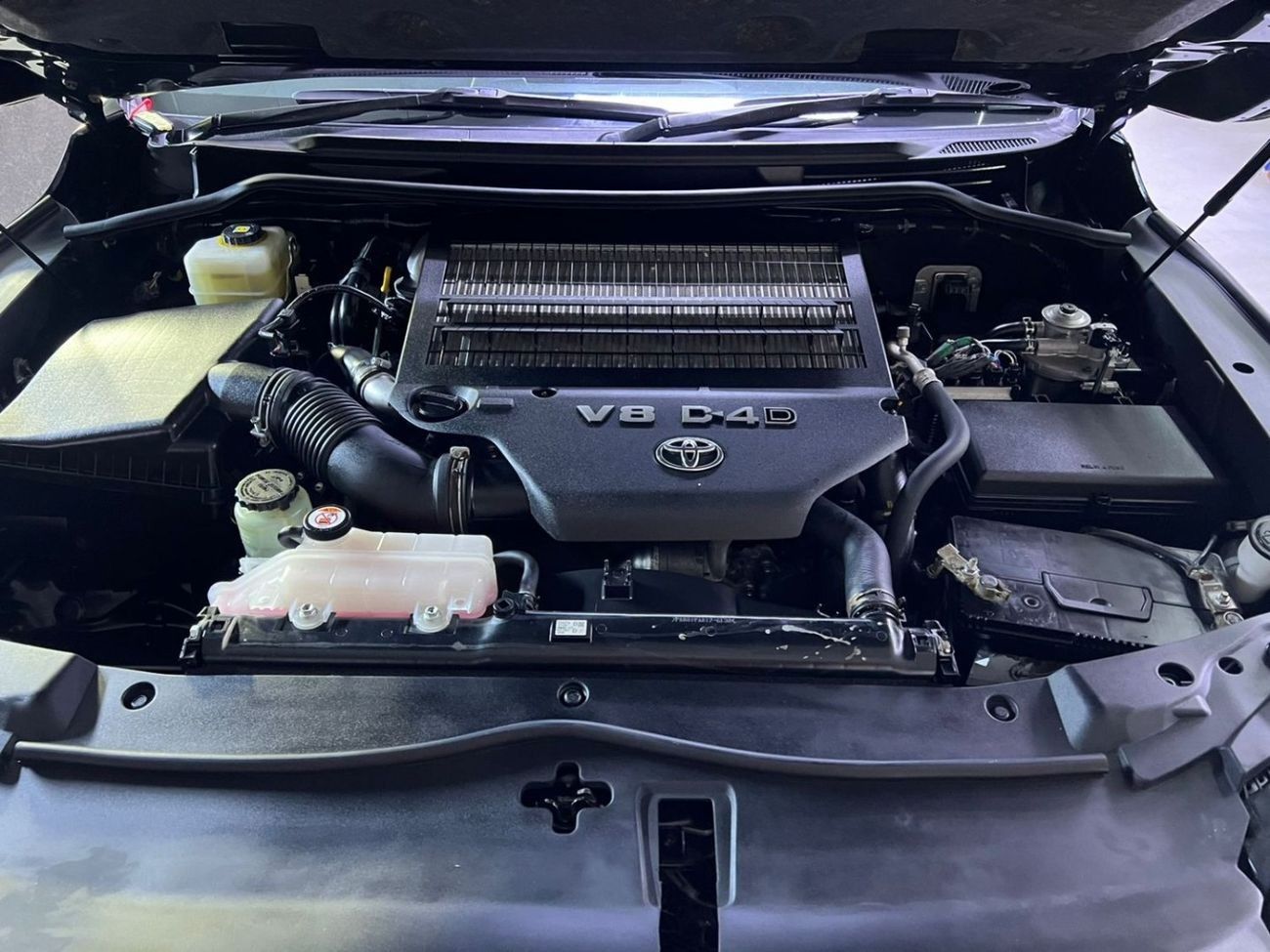 Toyota Land Cruiser GXR1 4.5L