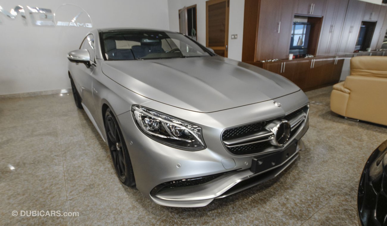 Mercedes-Benz S 63 AMG Coupe