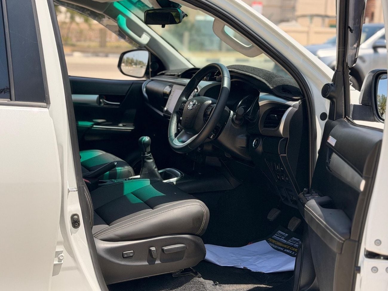 تويوتا هيلوكس 