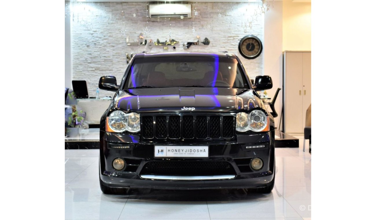 Jeep Grand Cherokee ORIGINAL PAINT ( صبغة وكالة ) Jeep Grand Cherokee SRT8 2010 Model!! in Black Color! GCC Specs