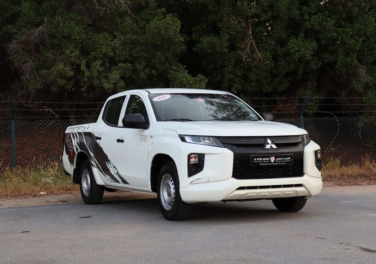 Mitsubishi L200 GL Double Cab Petrol 2.4L
