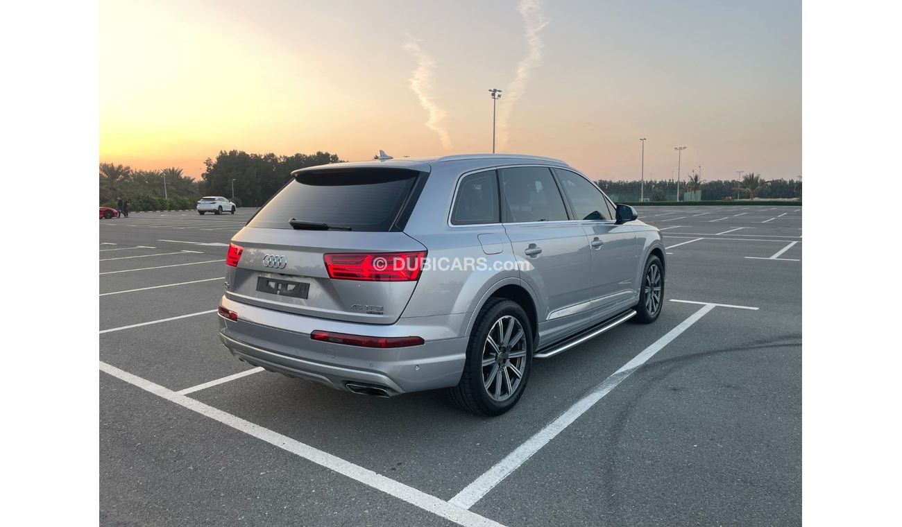 Audi Q7 45 TFSI quattro S-Line GCC