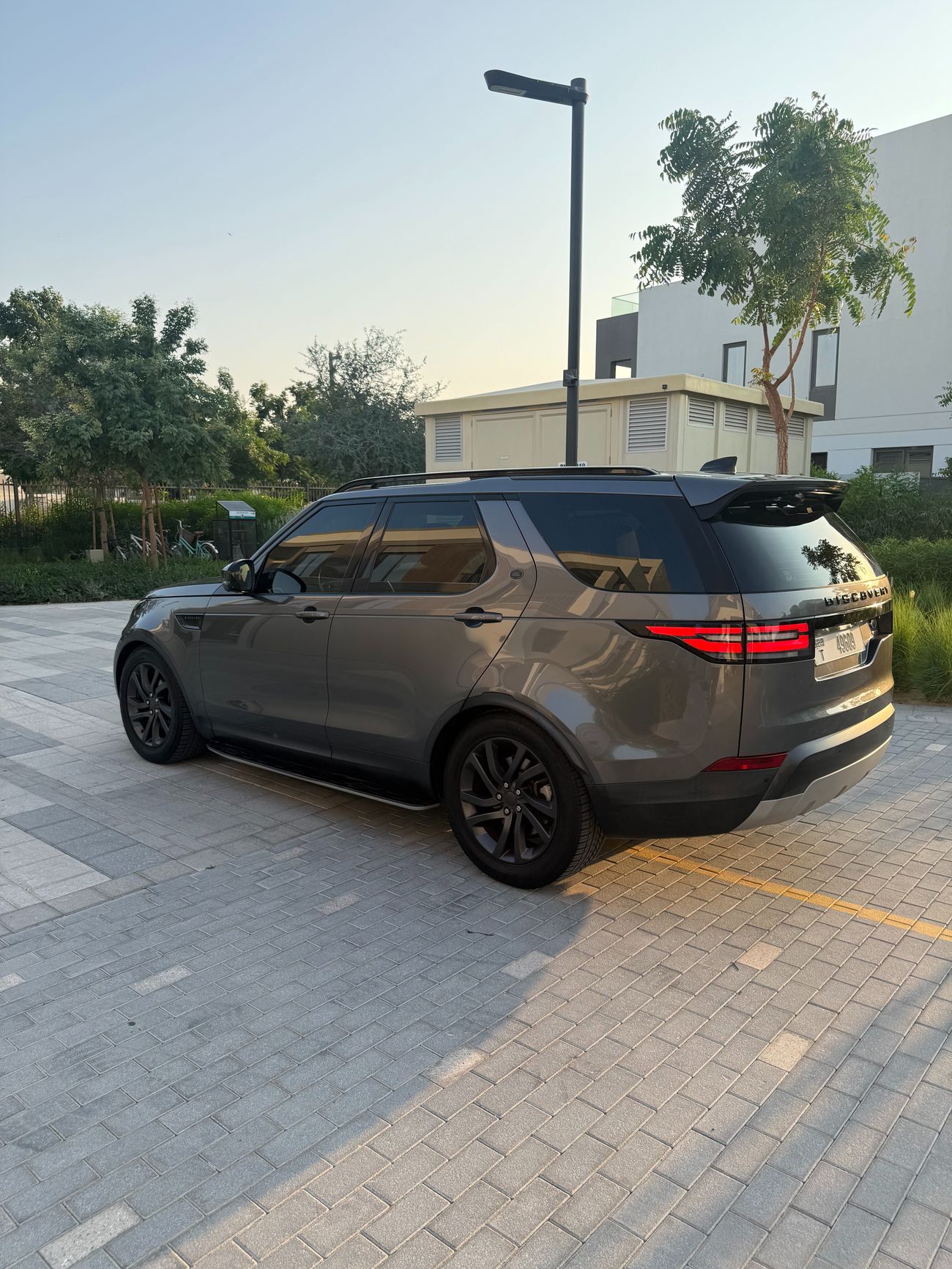 لاند روفر دسكفري HSE Luxury 3.0L (335 HP)