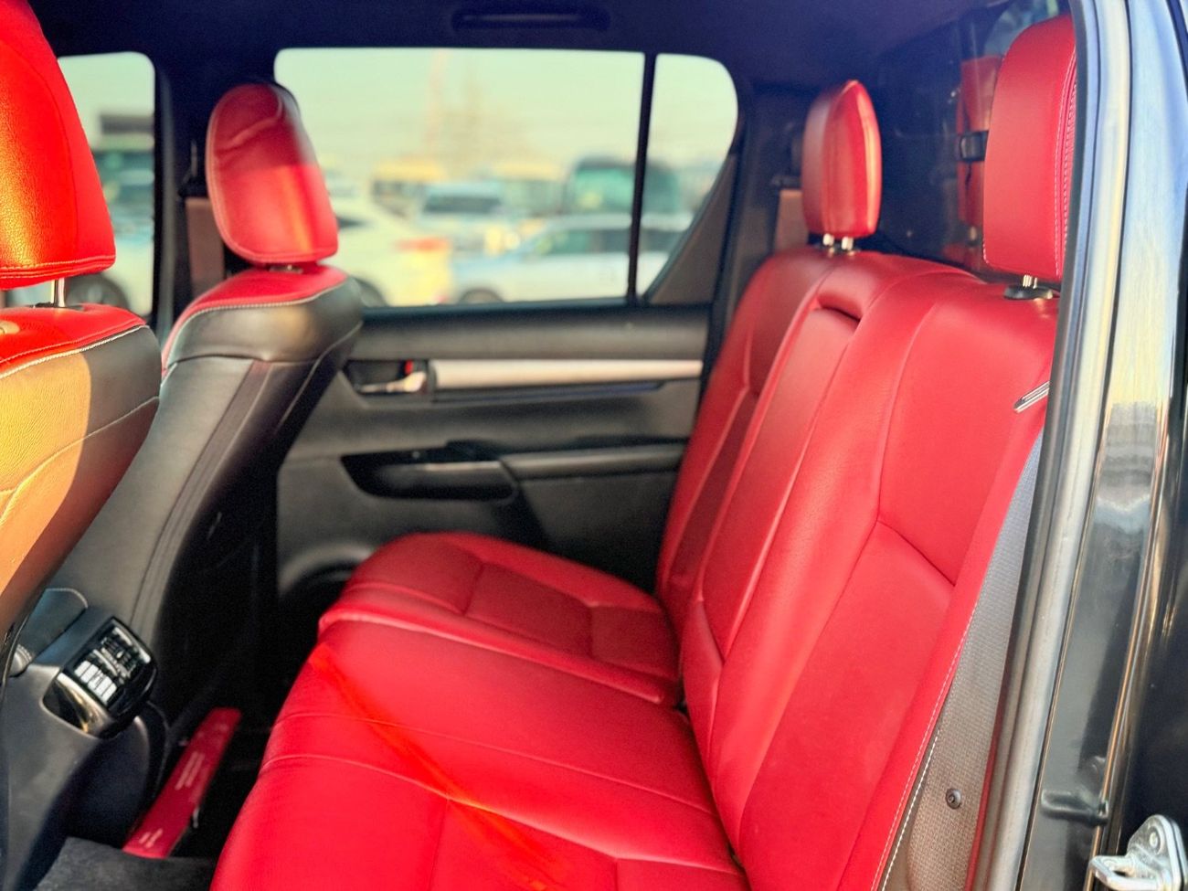 Toyota Hilux Toyota Hilux pickup Years 2021 V6 Adventure 4.0L petrol