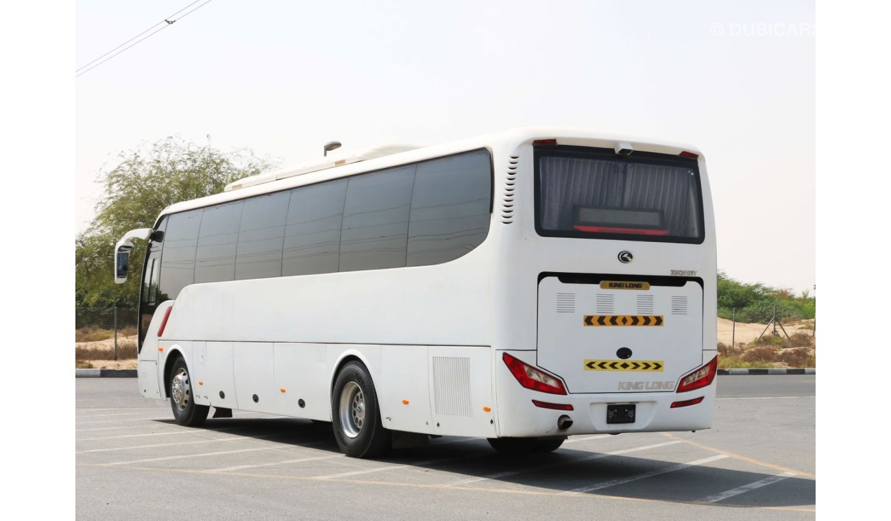 كينغ لونغ كينغو 2017 | 51 SEATER CAPACITY WITH GCC SPECS AND EXCELLENT CONDITION